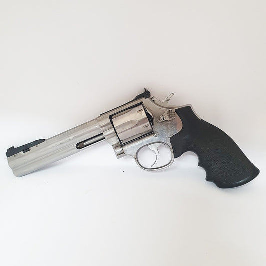 9101 Smith & Wesson 686